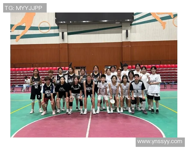 女生篮球技巧组合